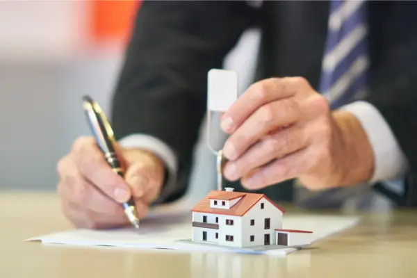 Como Começar a Investir em Imóveis com Pouco Dinheiro: